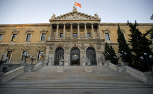 Fachada de la BNE
