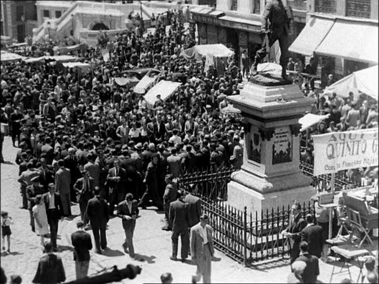 Domingo de Carnaval (1945): Plaza de Cascorro