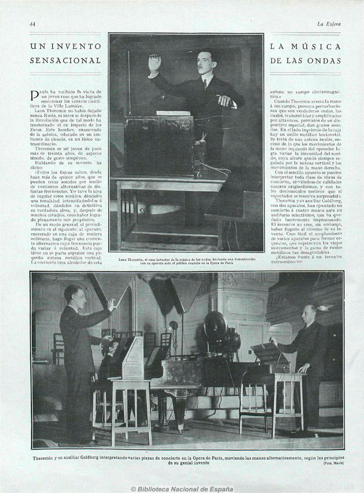 Theremin tocando su instrumento en la Ópera de París