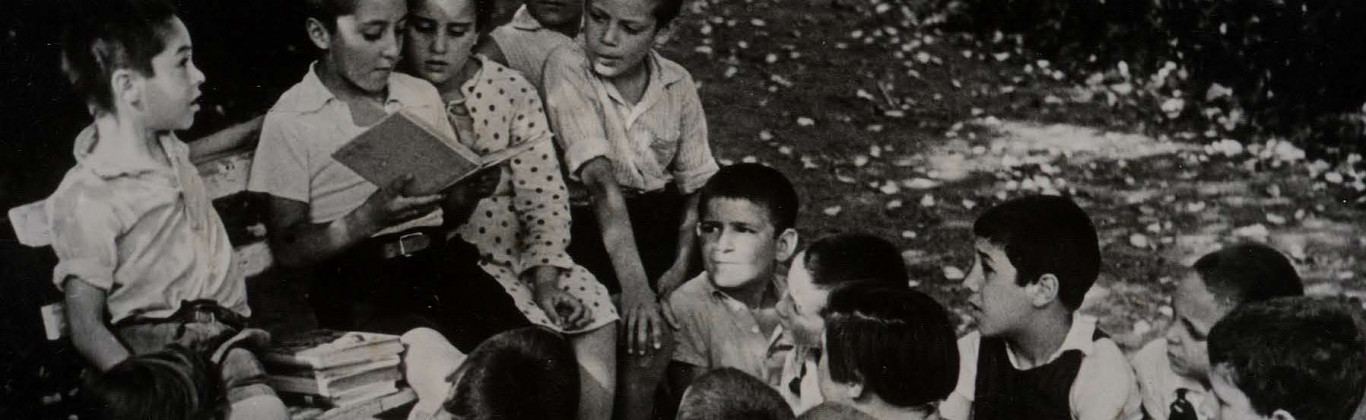 Fotografía de niños en la colonia infantila El Pins