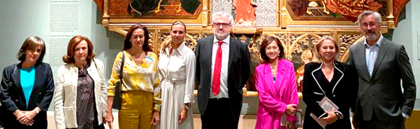 Foto de familia de la inauguración de la exposición El marqués de Santillana (2022)