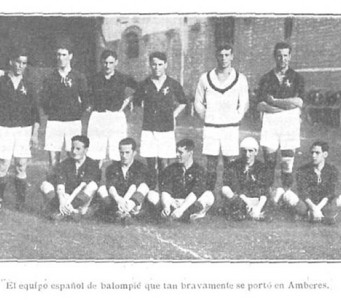 Imagen de la selección publicada en la revista Gran Vía Imagen de la selección publicada en la revista Gran Vía