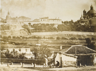 Fotografía Vistas fotografiadas de la Alameda, del palacio de Madrid, del de Guadalajara y de la dasa de los Mendozas en Toledo (hoy inclusa) pertenecientes al... duque de Osuna