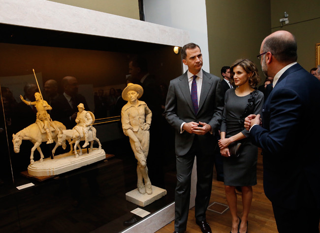 Sus Majestades los Reyes en la inauguración de la exposición Miguel de Cervantes: de la vida al mito (1616-2016)