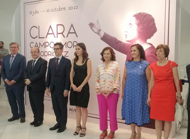 Inauguración exposición Clara Campoamor