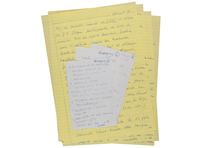 Notas y borrador autógrafo del texto sobre Ernest Hemingway para 44 escritores de la literatura universal (Siruela, 2009) de Jesús Marchamalo