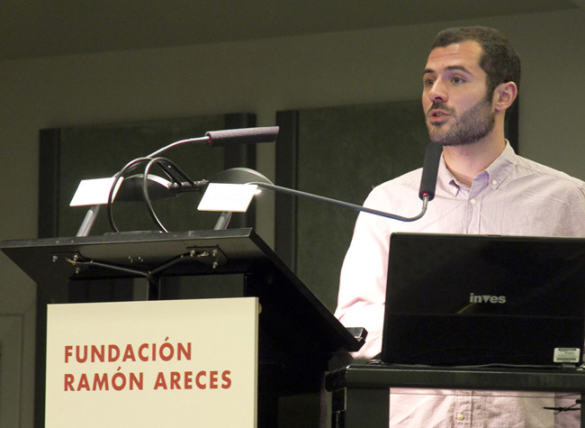 Daniel Vila Suero (Ontology Engineering Group de la Universidad Politécnica de Madrid). Jornada de Web semántica en archivos, bibliotecas y museos / Madrid, 10 de abril de 2014
