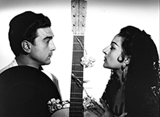 Fotografía de Lola Flores y Antonio González, “El Pescailla. Pertenece al Archivo del fotógrafo Vicente Ibáñez, cuyos fondos se conservan en la BNE, IBAÑEZ/6076 (1958) NEG