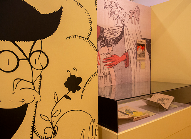 Montaje de la exposición "Unamuno y la política. De la pluma a la palabra"