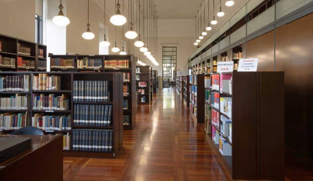 Sala de Información Bibliográfica y Bibliotecaria 