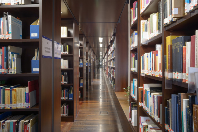 Colección de la Sala de Información Bibliográfica y Bibliotecaria 